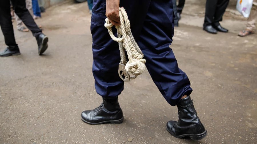 নির্বাচনের আগ পর্যন্ত আইন-শৃঙ্খলা বাহিনীর বিশেষ অভিযান চলবে