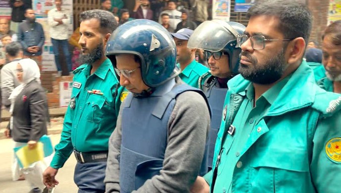 মানবতাবিরোধী অপরাধের দায় স্বীকার করে ‘রাজসাক্ষী’ হলেন সাবেক আইজিপি মামুন