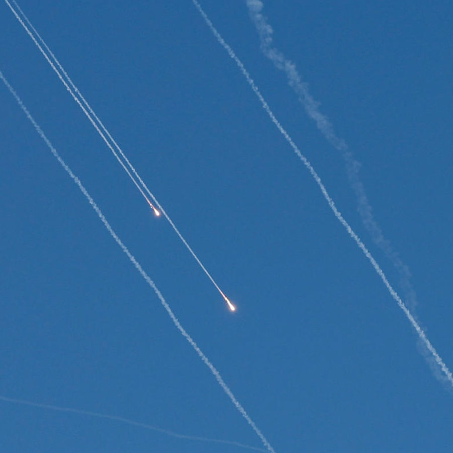 আমেরিকার হামলার পরই পাল্টা জবাব ইজ়রায়েলে ক্ষেপণাস্ত্র বর্ষণ ইরানের