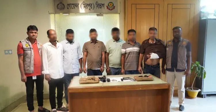 ডিবি পরিচয়ে ডাকাতির প্রস্তুতিকালে ৬ জন গ্রেফতার