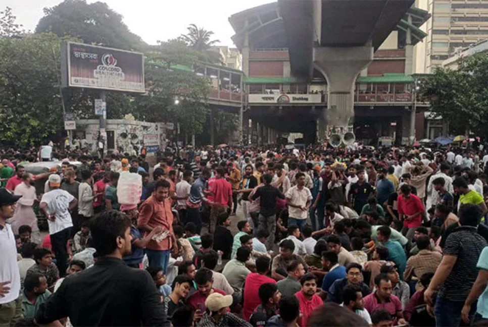 সাম্য হত্যার বিচারেরে দাবিতে ফের শাহবাগ অবরোধ ছাত্রদলের