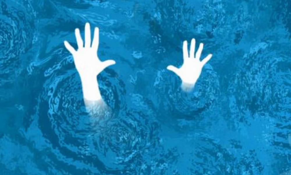 পুকুরে ডুবে ভাই-বোনের মৃত্যু, মায়ের আহাজারি