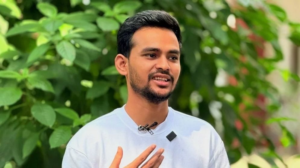 নিজের ব্যাংক স্টেটমেন্ট উন্মুক্ত করার ঘোষণা দিলেন আসিফ মাহমুদ