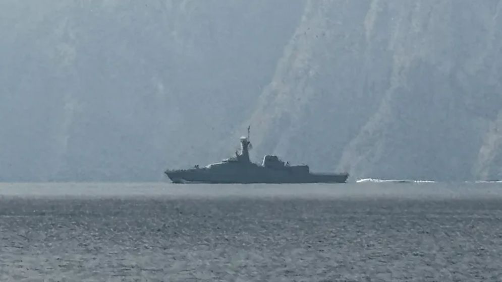 যেসব দেশের জন্য হরমুজ প্রণালি খুলে দিল ইরান