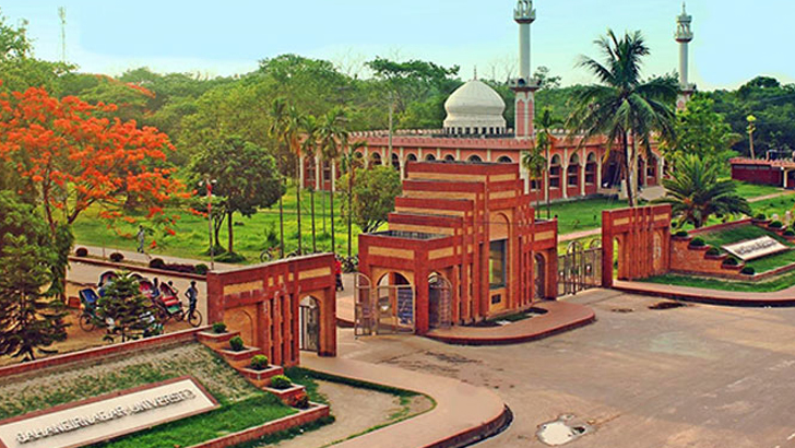 জাবিতে জুলাই হামলায় জড়িত ৬৪ শিক্ষার্থী আজীবন বহিষ্কার, সনদ বাতিল ৭৩ জনের