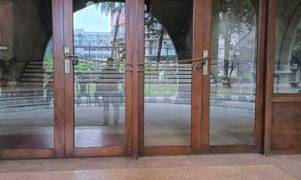 ষষ্ঠদিনের মতো ইশরাকের সমর্থকদের বিক্ষোভ, যান চলাচল ব্যাহত