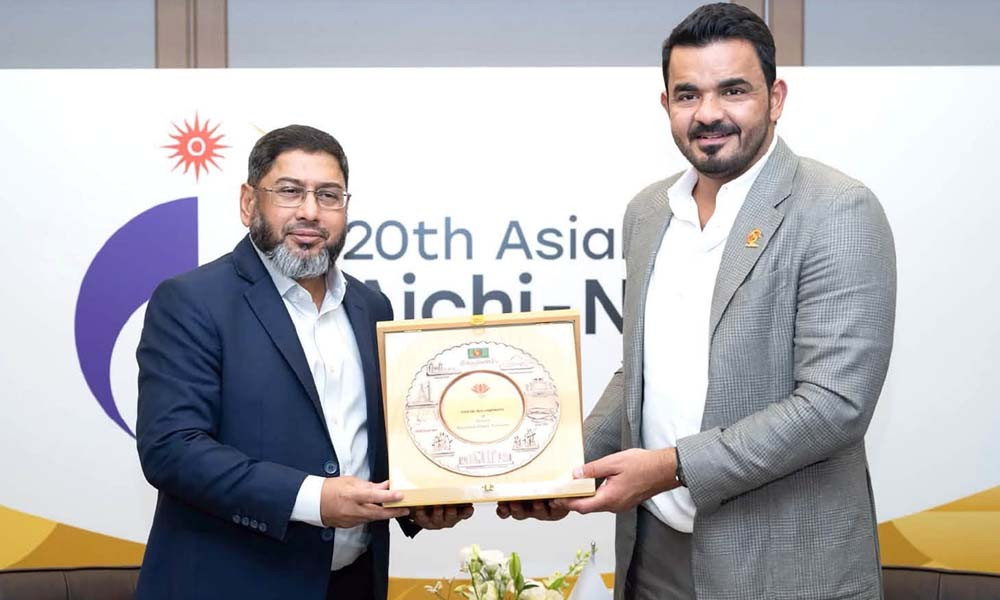 সেনাপ্রধান জেনারেল ওয়াকার-উজ-জামান জাপান সফর শেষে দেশে ফিরেছেন