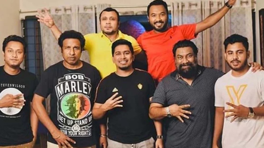 ‘ব্যাচেলর পয়েন্ট’-এর বিরুদ্ধে অশ্লীলতার অভিযোগ, নির্মাতাসহ ৬ জনকে লিগ্যাল নোটিশ