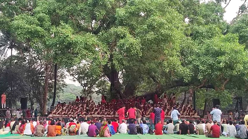 রমনার বটমূলে ছায়ানটের বর্ষবরণ শুরু