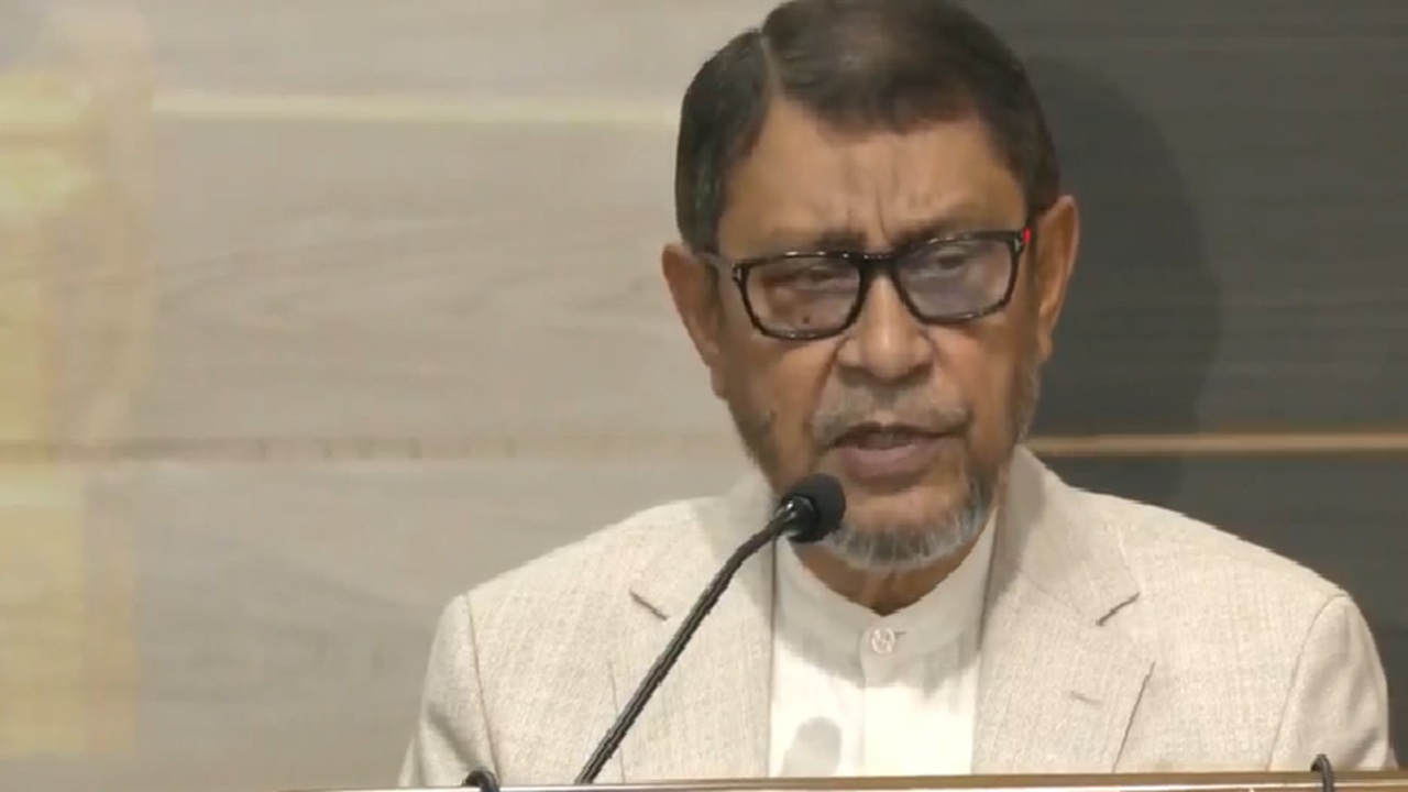 ‘ফ্যাসিস্ট সরকার চিকিৎসা খাতের উন্নয়নে কার্যকর পদক্ষেপ গ্রহণ করেনি’