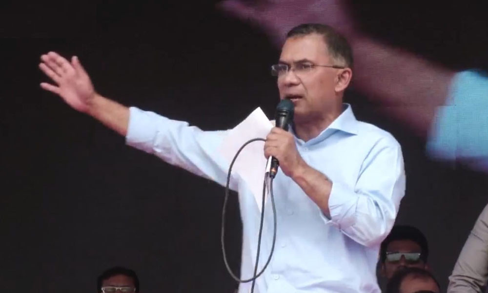 নারীদের ঘরে আটকে রাখার রাজনীতি দেশের জন্য অশনিসংকেত