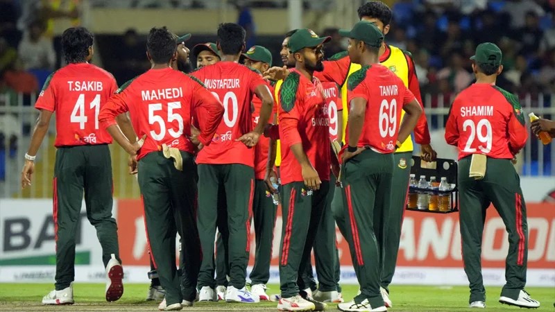 হোয়াইটওয়াশ এড়াতে পারবে কি লিটনের বাংলাদেশ ?