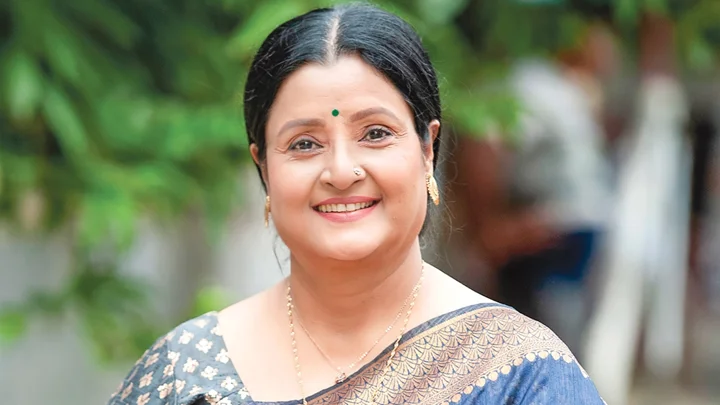 অভিনয়শিল্পীরা সব পারে: চিত্রলেখা গুহ