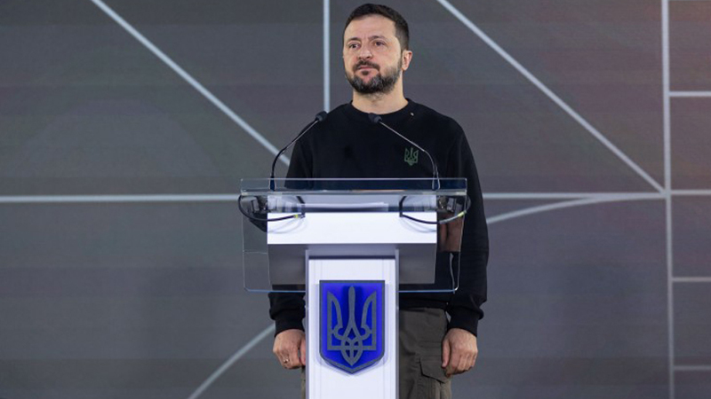 ন্যাটোর সদস্যপদের বিনিময়ে প্রেসিডেন্টের দায়িত্ব ছাড়তে রাজি জেলেনস্কি