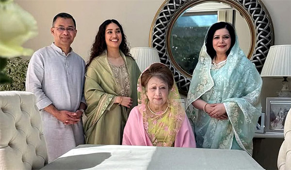 চার মাস পর দেশে ফিরছেন খালেদা জিয়া