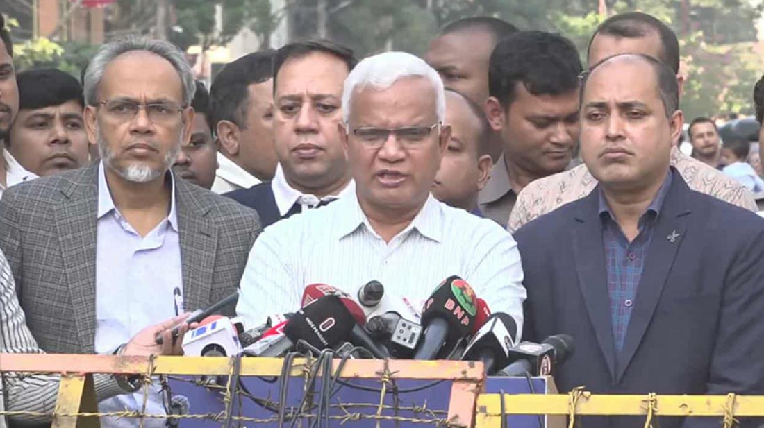 খালেদা জিয়ার শারীরিক অবস্থা স্থিতিশীল, চিকিৎসা গ্রহণ করছেন: ডা. জাহিদ