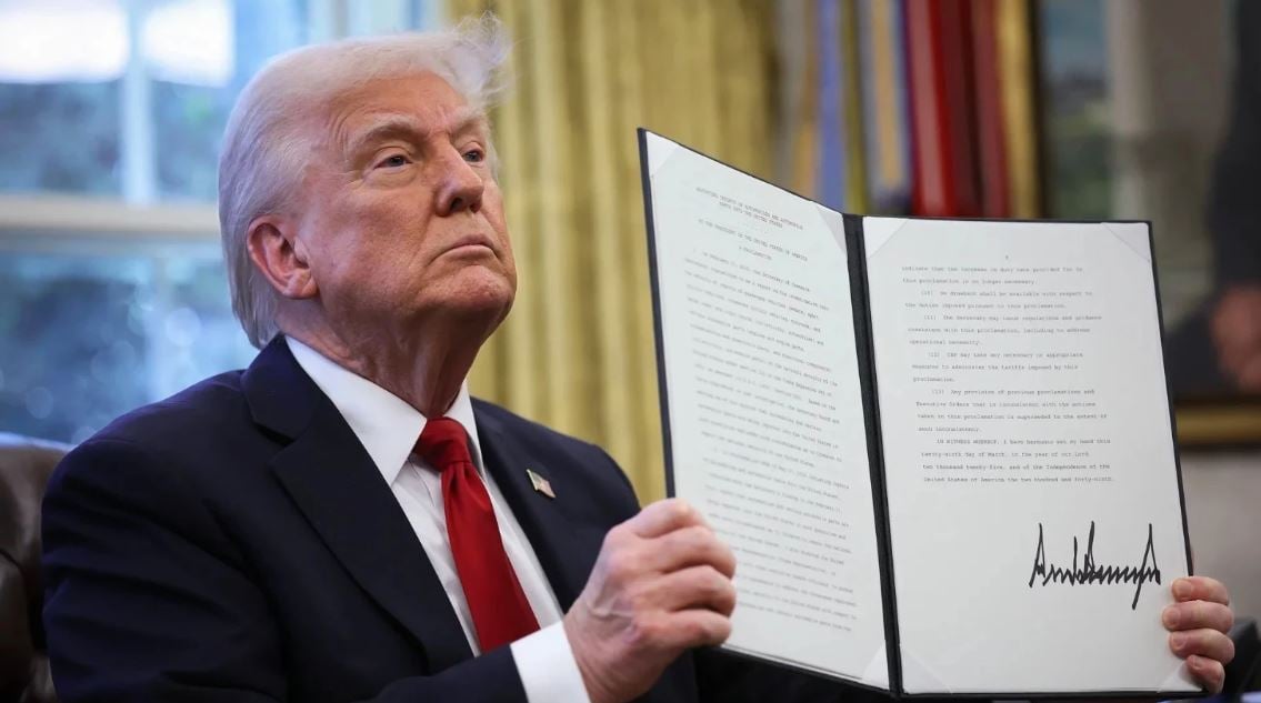 বাংলাদেশের ওপর  ১৫ শতাংশ শুল্ক কমালো যুক্তরাষ্ট্র