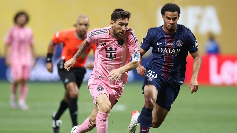 মেসিদের উড়িয়ে কোয়ার্টার ফাইনালে পিএসজি