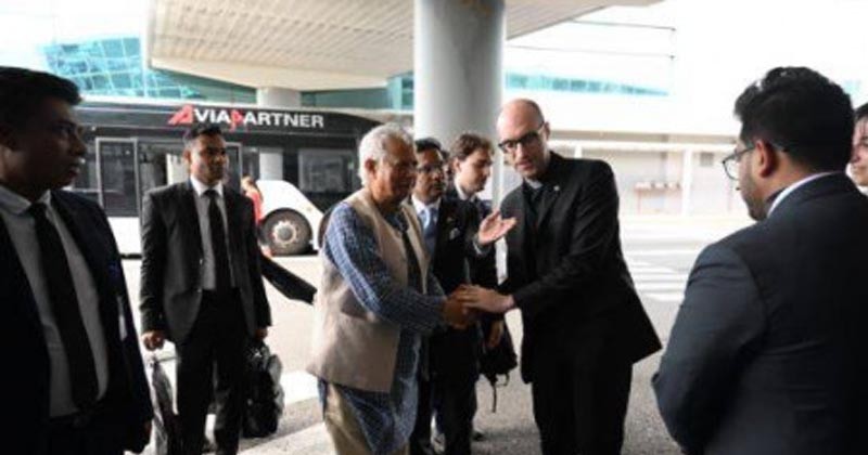 পোপের শেষকৃত্যে যোগ দিতে রোমে পৌঁছেছেন প্রধান উপদেষ্টা