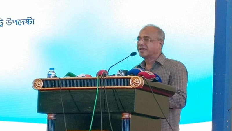 নেতাদের তেল না  দিয়ে, রিজার্ভ রাখেন পরে কাজে লাগবে: ‎পুলিশকে স্বরাষ্ট্র উপদেষ্টা