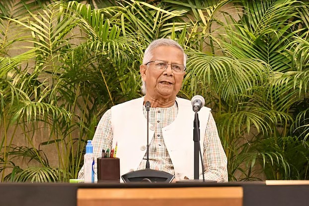 দায়িত্ব পালন অসম্ভব করে তুললে সরকার জনগণকে সঙ্গে নিয়ে প্রয়োজনীয় সিদ্ধান্ত নেবে