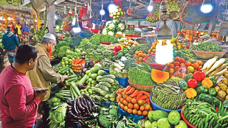 পরিবর্তিত রাজনৈতিক পরিস্থিতিতেও রমজানের আগে অস্থির বাজার