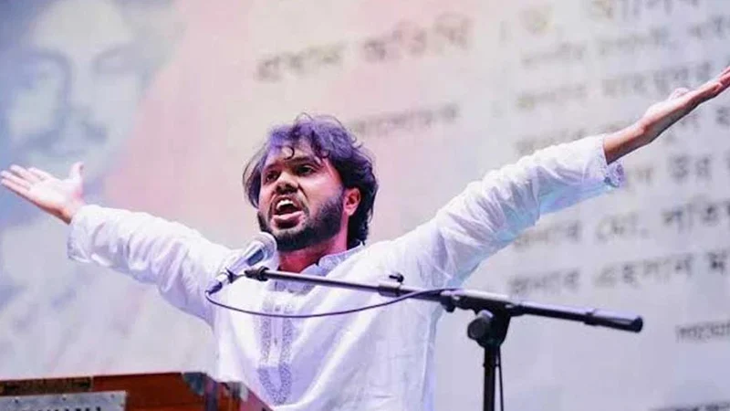 বিমানবন্দর থেকে ঢাবির কেন্দ্রীয় মসজিদে নেওয়া হবে হাদির লাশ