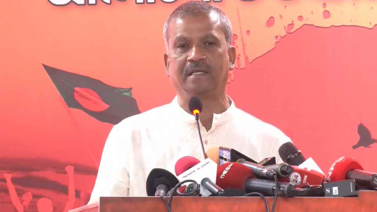 শেখ হাসিনার অডিওগুলোই প্রমাণ, তাঁর মনে এখনো প্রতিশোধের আগুন: আইন উপদেষ্টা