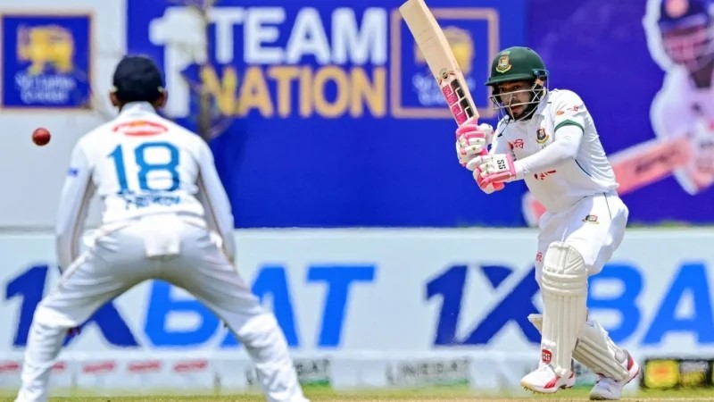 ১৫০ ছাড়ালেন মুশফিক, বাংলাদেশের চারশ