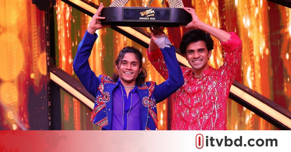 চুল-দাড়ি কাটা থেকে ‘সেরা নাচিয়ে’র খেতাব অর্জন রিতেশের