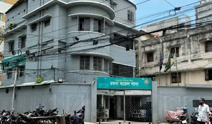 অফিসার্স ক্লাবের নির্মাণাধীন ভবনে সাবেক অতিরিক্ত সচিব মোশারফ হোসেনের মৃতদেহ উদ্ধার