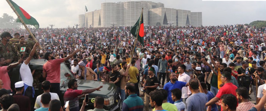 ৫ আগস্ট জুলাই অভ্যুত্থান, ৮ আগস্ট নতুন বাংলাদেশ দিবস