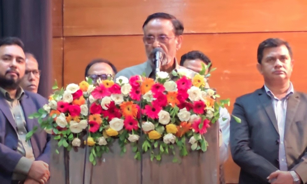 কিছু বিকৃত মস্তিষ্কের লোক ছাত্রদের দল গঠনের বুদ্ধি দিয়েছে : কর্নেল অলি