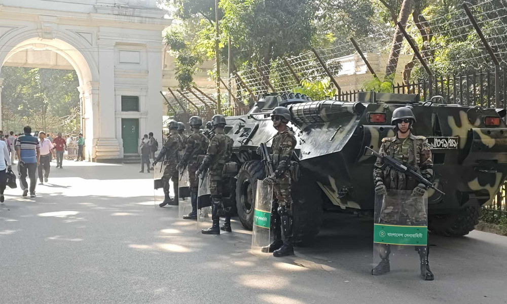শেখ হাসিনার রায় ঘিরে কঠোর নিরাপত্তা, কমেছে যান চলাচল