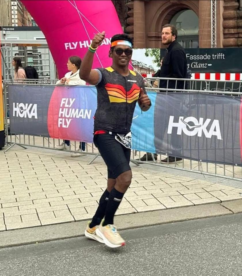 আয়রনম্যান খেতাব জিতলেন ডা. সাকলায়েন রাসেল