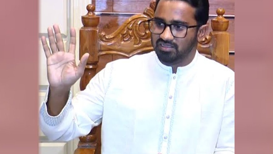 নাহিদ ইসলামকে সংসদ সদস্য পদ ছাড়ার আহ্বান প্রধানমন্ত্রীর রাজনৈতিক সহকারীর