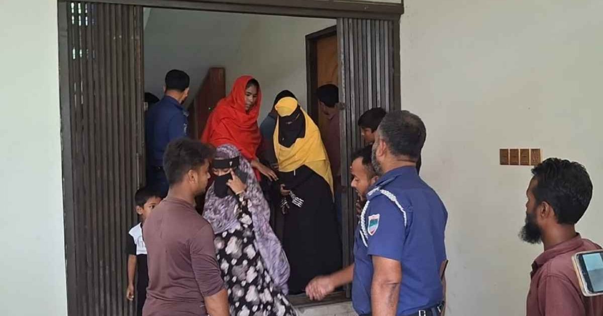 ডামুড্যা ইউএনওর গাড়ি নিয়ে ভাড়া বাসায়, তিন নারীসহ চালক আটক