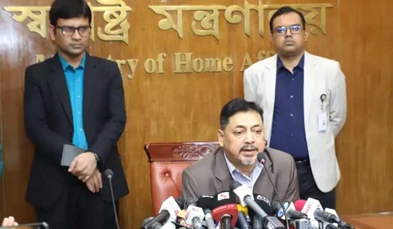 ঈদে আইনশৃঙ্খলা বজায় রাখতে সতর্ক থাকবে বাহিনী: স্বরাষ্ট্র সচিব