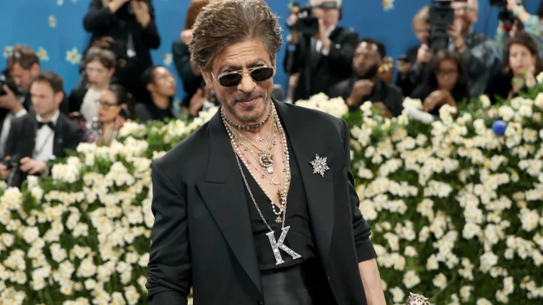 নিউ ইয়র্কের মেট গালায় প্রথমবার, ইতিহাস গড়লেন শাহরুখ খান