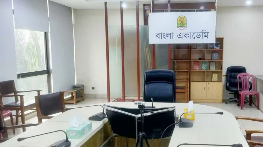 ফারুকীর ডাকা সংবাদ সম্মেলন বাতিল, সাংবাদিক না আসার দায়ে ব্যাখ্যা একাডেমির