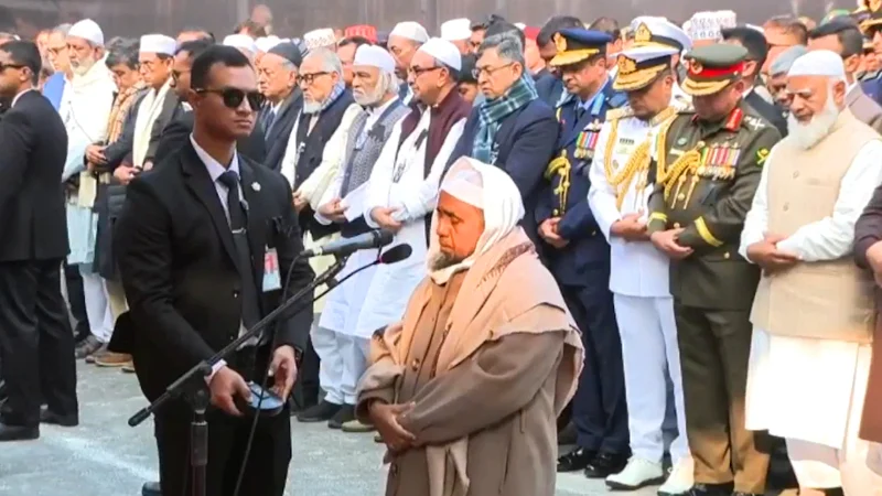 লাখ লাখ মানুষের অংশগ্রহণে খালেদা জিয়ার জানাজা সম্পন্ন