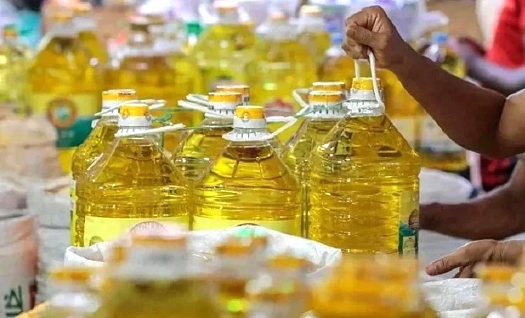 ভোজ্যতেলের দাম বাড়বে কি না, চূড়ান্ত সিদ্ধান্ত মঙ্গলবার