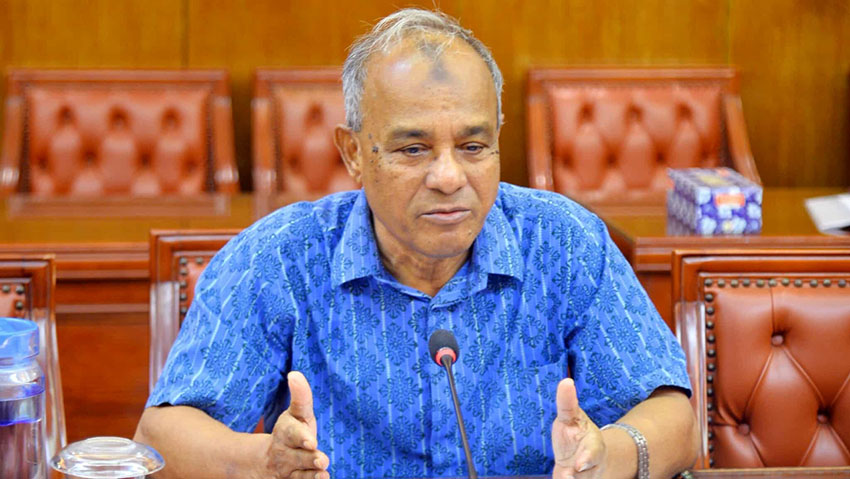 সেনাবাহিনীর ৫০ শতাংশ সদস্যকে মাঠ থেকে সরানো হচ্ছে না: স্বরাষ্ট্র উপদেষ্টা