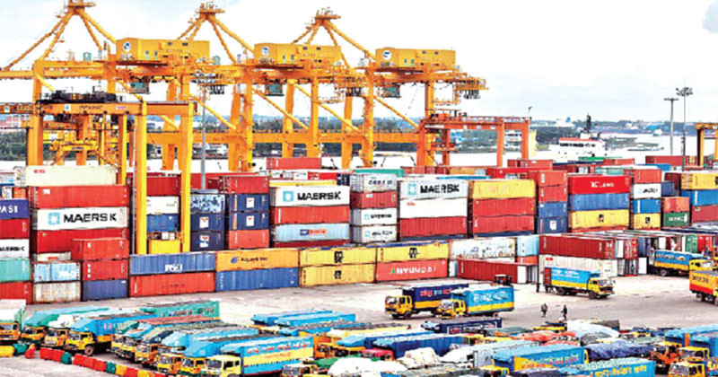 অচলের পথে চট্টগ্রাম বন্দর