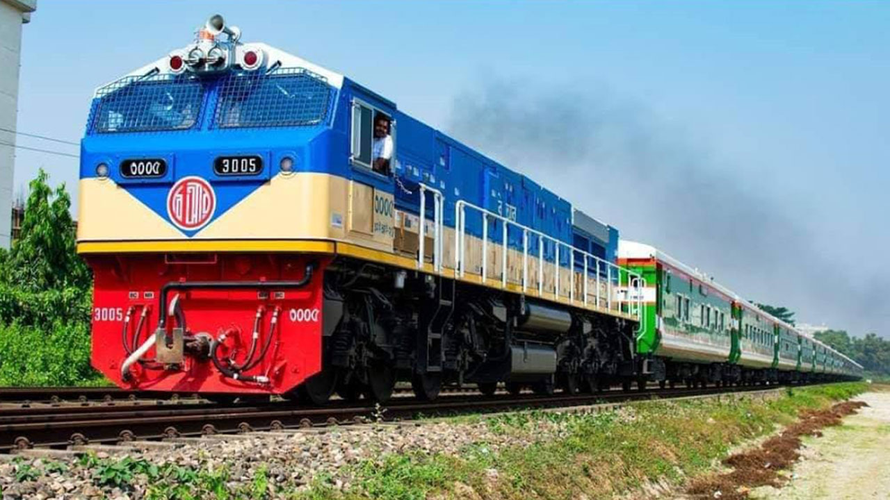 ঈদ উপলক্ষে ট্রেনের অগ্রিম টিকিট বিক্রি শুরু