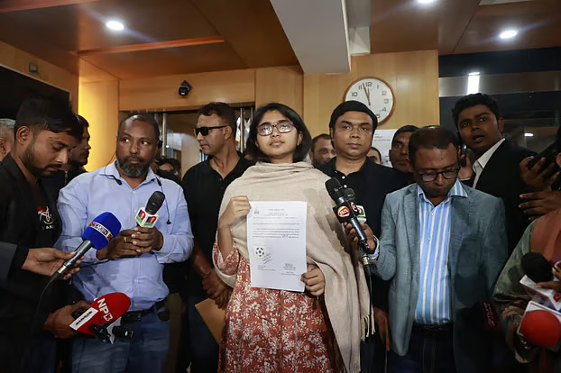 ঢাকা-৯ আসনে স্বতন্ত্র প্রার্থী তাসনিম জারার প্রতীক ‘ফুটবল’