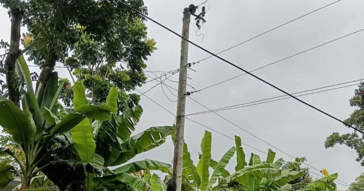 মীরসরাইয়ে ট্রান্সফরমার চুরির পর বিদ্যুৎহীন ৭০ পরিবার