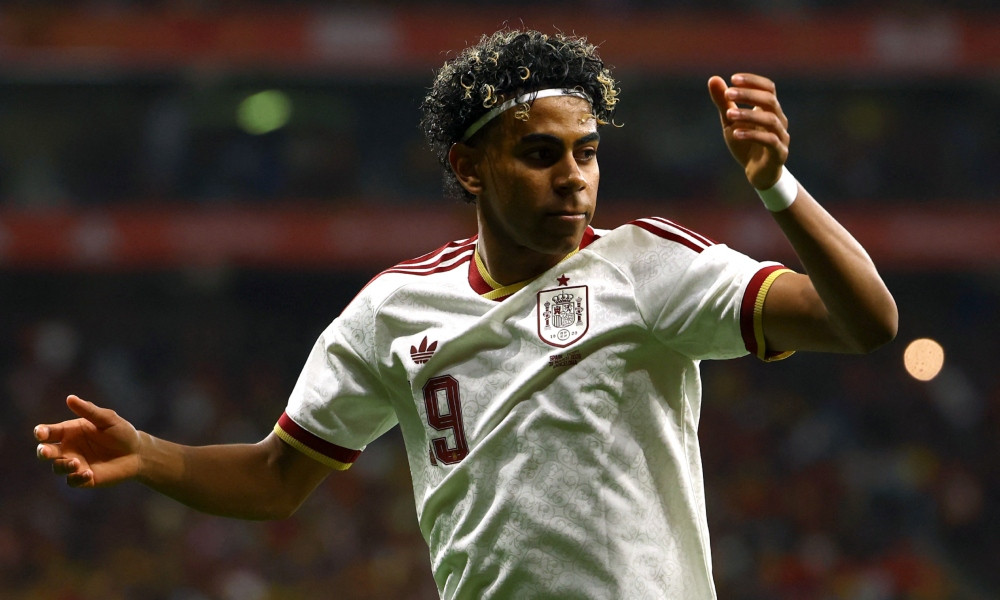 আমি মুসলিম, আলহামদুলিল্লাহ’, মুসলিমবিরোধী স্লোগানের প্রতিবাদে ইয়ামাল