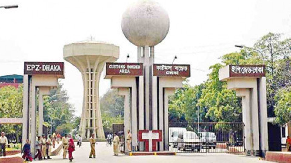 বিদ্যুৎ সংকটে ঢাকা ইপিজেডের ৩০ শতাংশ কারখানায় উৎপাদন বন্ধ