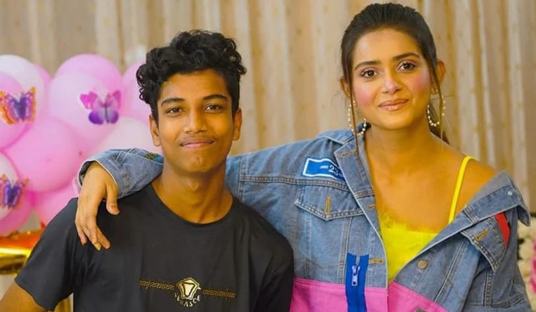 কবর থেকে সহকারীর লাশ উত্তোলন, যা বললেন তানজিন তিশা